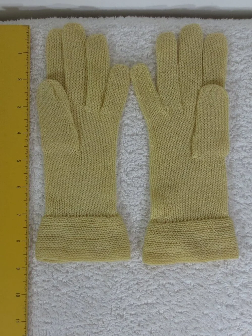 Vintage Gloves Yellow Pointelle Knit French Cuff Wristlet 9 in. Women's size 7